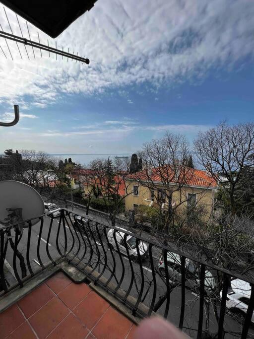Apartment Alessio - Sea View Rijeka Buitenkant foto